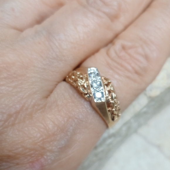 Solid 14K Gold and Natural Diamonds Men's Women's Ring Sz 11